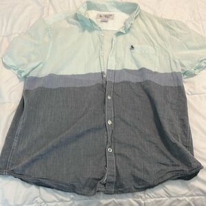 Men’s penguin size large shirt